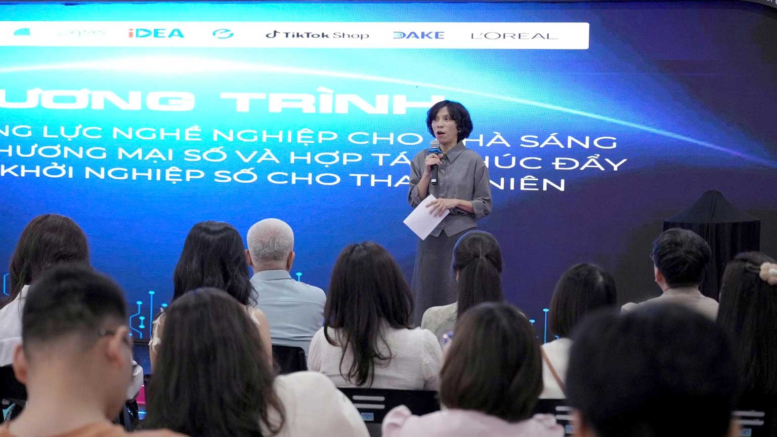 Công bố chương trình “Chuẩn hóa năng lực nghề nghiệp cho nhà sáng tạo nội dung thương mại số”