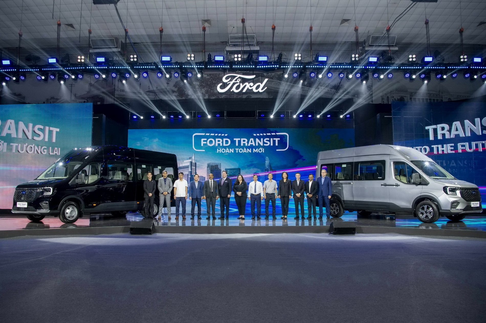 Ford Transit hoàn toàn mới thiết lập chuẩn mực cho vận tải hành khách cao cấp tại Việt Nam