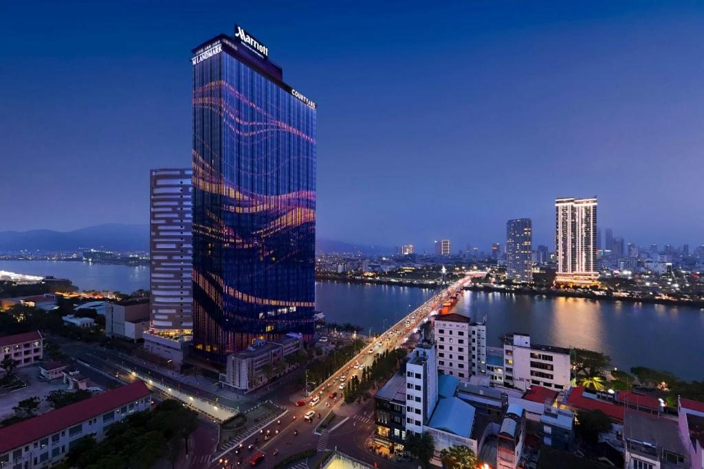 Ưu đãi tiệc cuối năm mùa cao điểm - Courtyard by Marriott Danang Han River đồng hành cùng doanh nghiệp